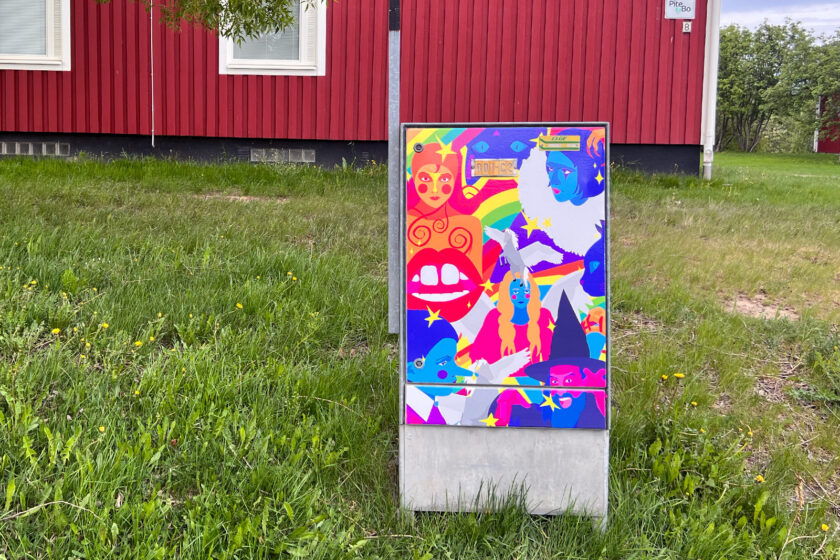 Konst på elskåp Roknäs